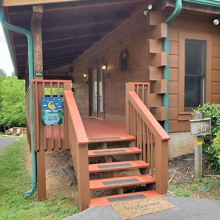 Story Brook: Beautiful True Log Cabin! Close To Dollywood, State Park, And More! Sevierville Exterior foto